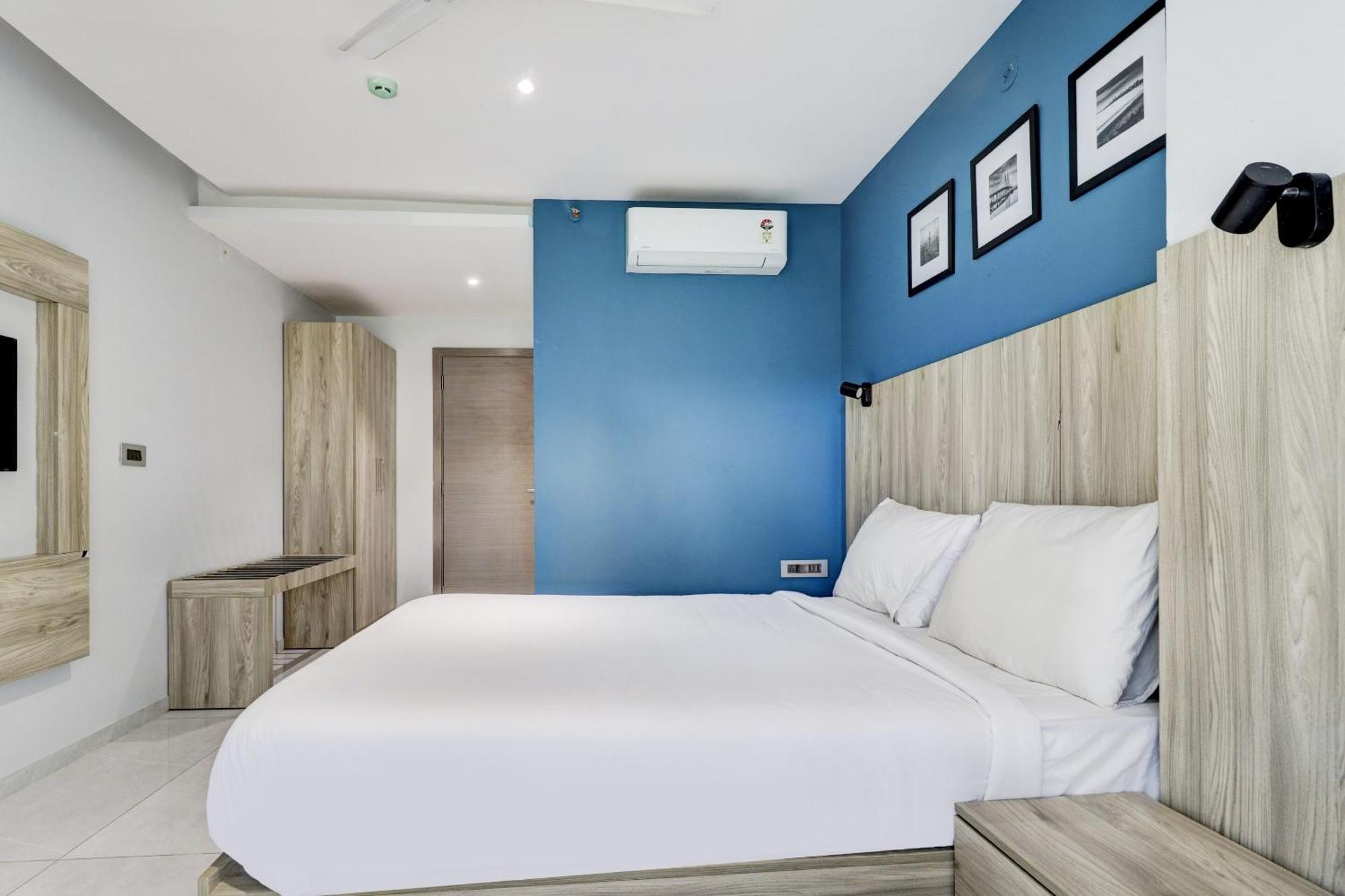 Super Sleek Townhouse Galexia Hotel And Resorts Bangalore Eksteriør billede