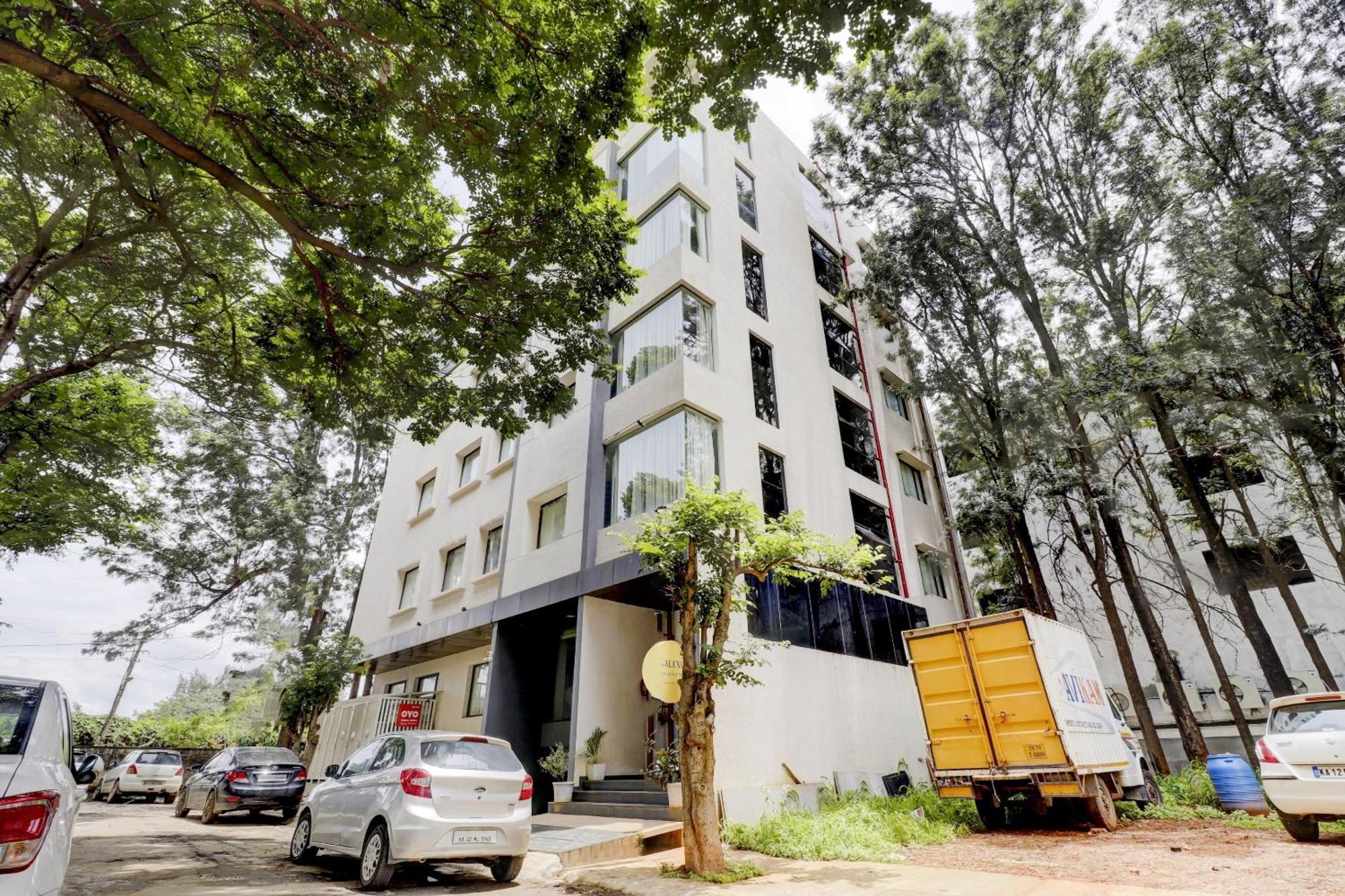 Super Sleek Townhouse Galexia Hotel And Resorts Bangalore Eksteriør billede