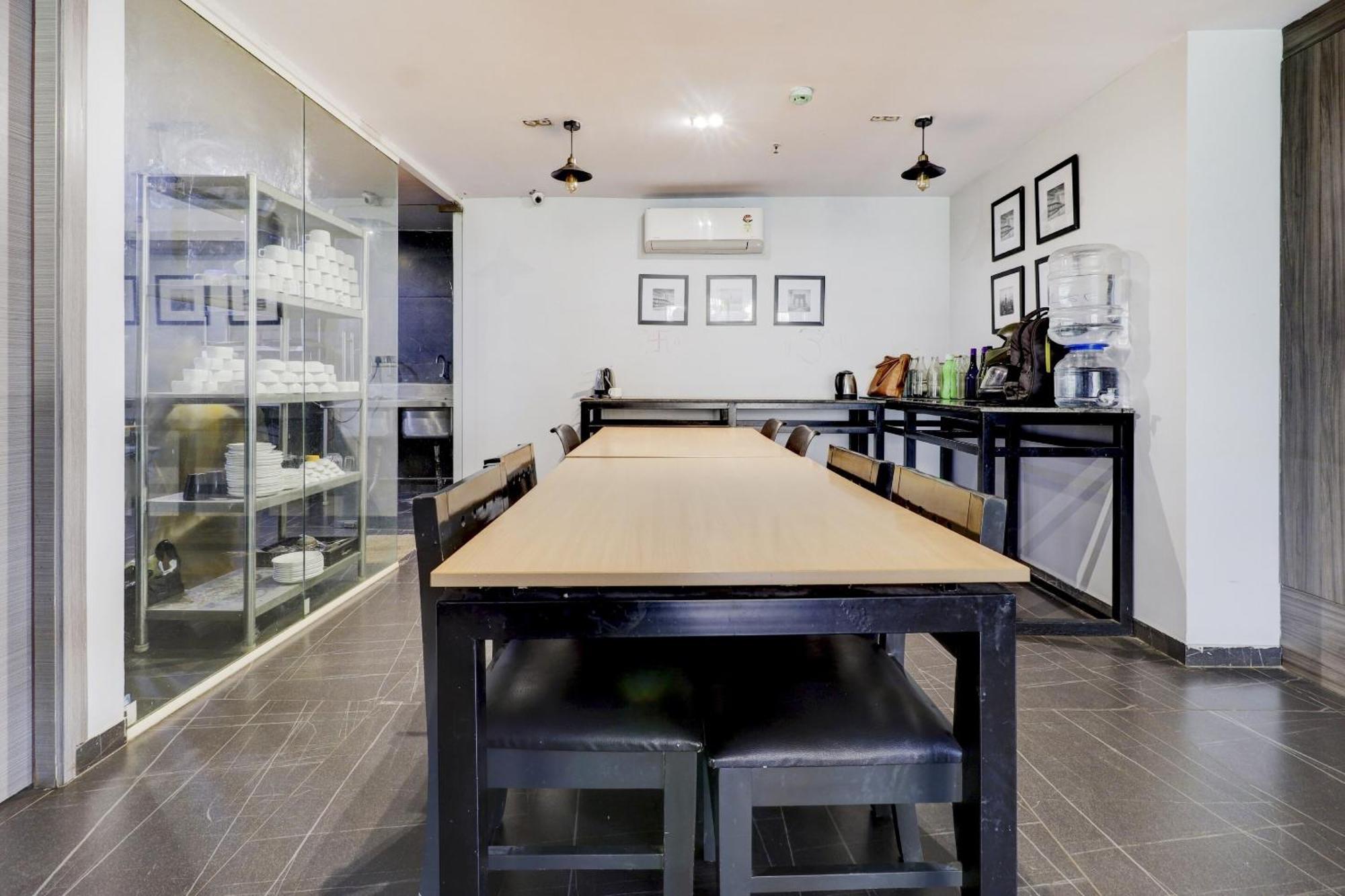 Super Sleek Townhouse Galexia Hotel And Resorts Bangalore Eksteriør billede