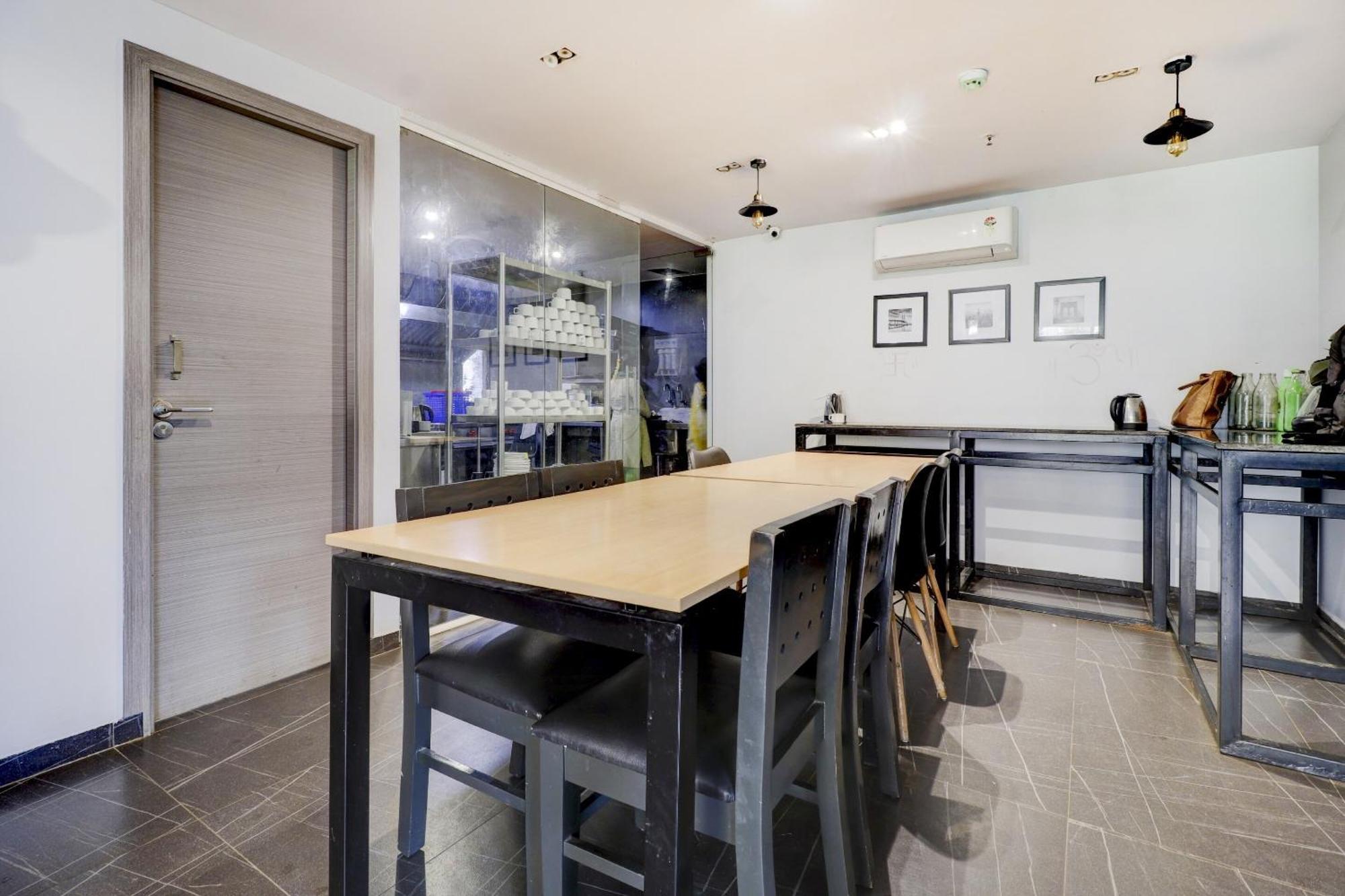 Super Sleek Townhouse Galexia Hotel And Resorts Bangalore Eksteriør billede